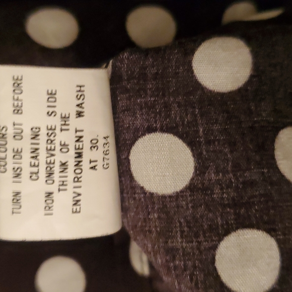 ROMACCI Black & White pocka dot shirt with ruffle arms - Picture 9 of 12